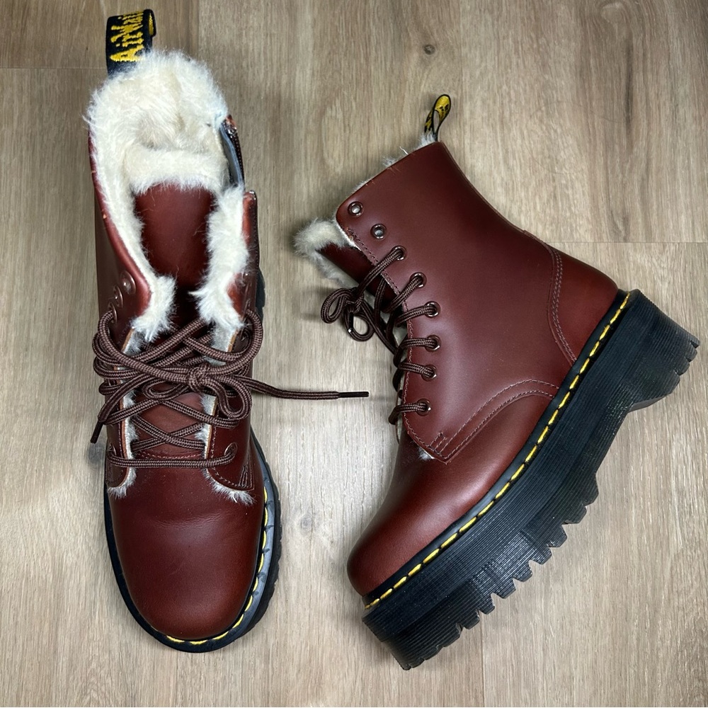 Dr.Martens Jadon Maroon platform fleece lined boots size 6